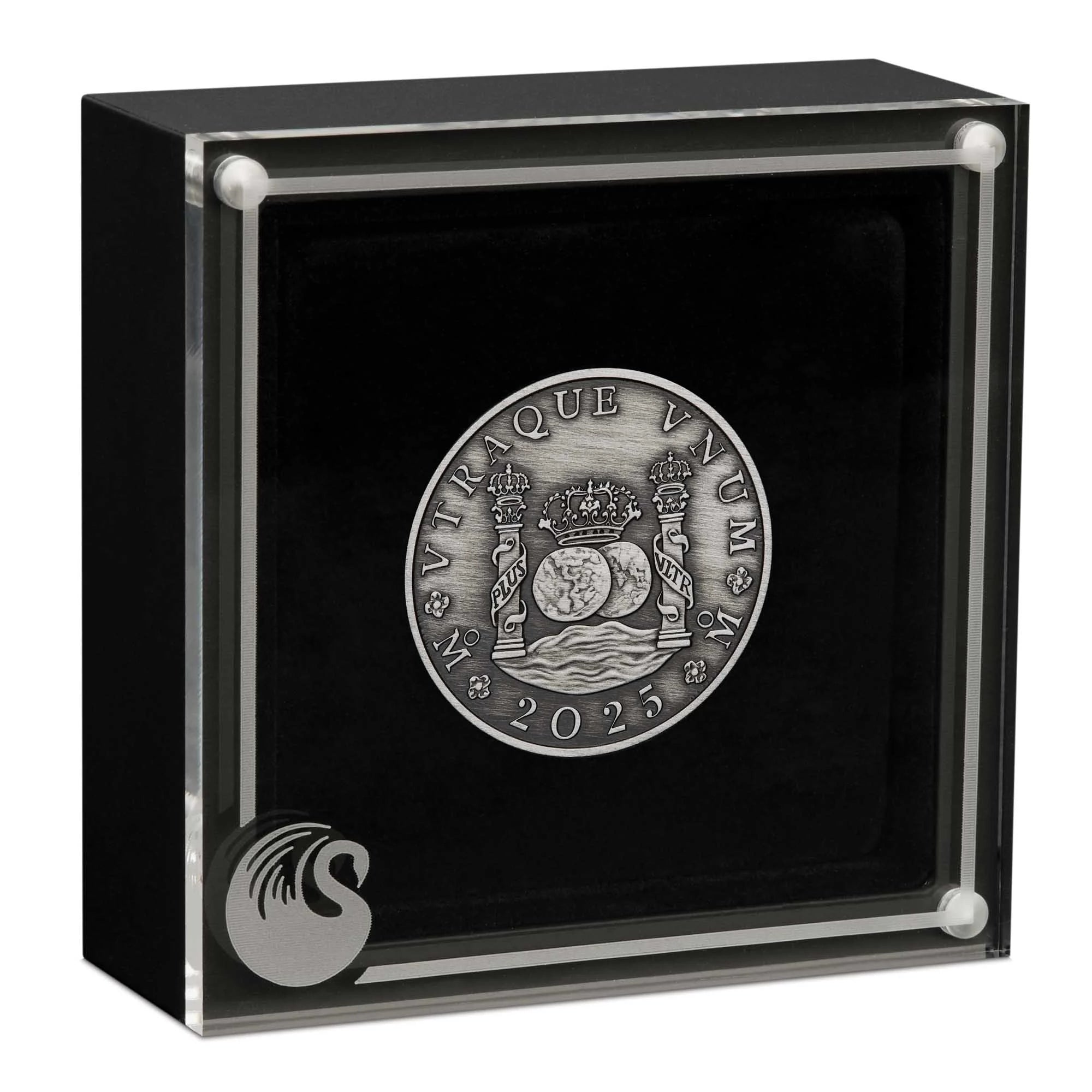 Silver coin in a black display case with 'NVERAQUE VNM' inscription