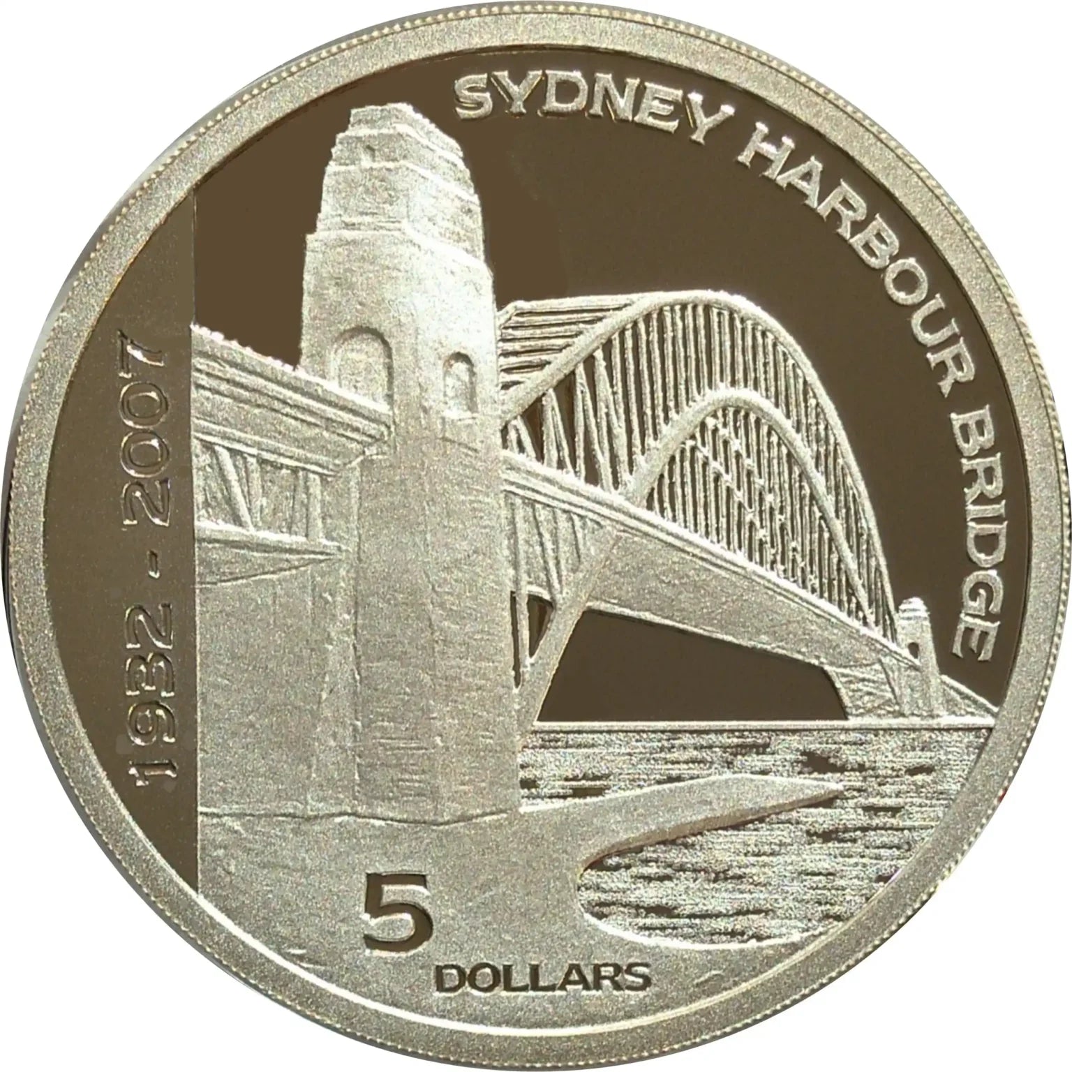 Royal Australian Mint 2007 silver coin with Sydney Harbour Bridge design and '5 Dollars' denomination